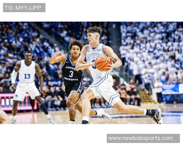 高效表现！叶戈尔杰明在比赛中6投4中斩获14分5篮板2助攻展现实力